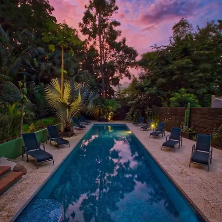 Casa Nahua Aparthotel